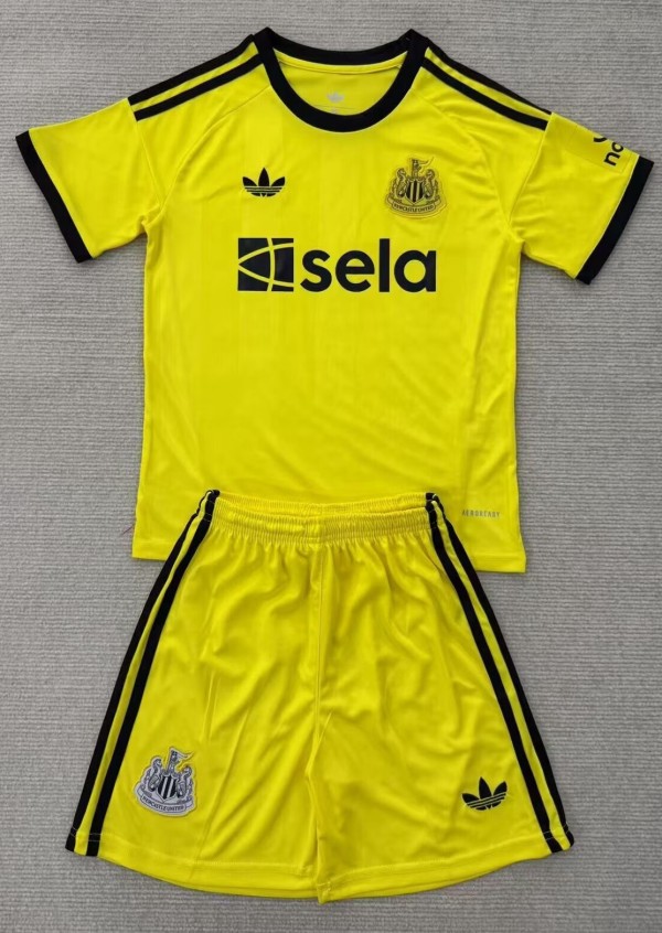 25-26 Newcastle Yellow Goalkeeper Adult Suit 1:1 Thai Quality