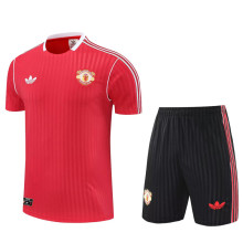 25-26 Man Utd Red Training Short Suit