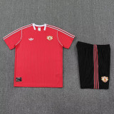 25-26 Man Utd Red Training Short Suit