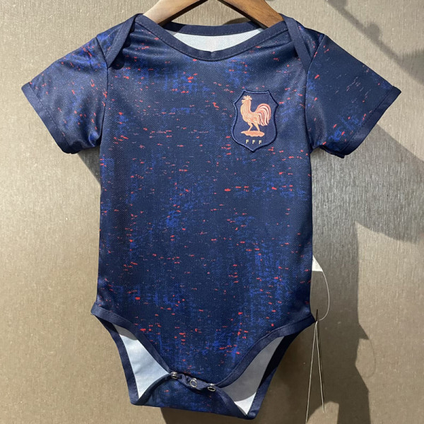 25-26 France Home Baby Infant Crawl Suit