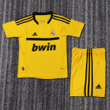 2011-2012 RMA Yellow GoalKeeper Kids Retro Soccer Jersey