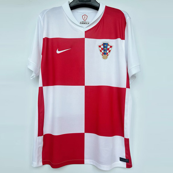 24-25 Croatia Home 1:1 Fans Soccer Jersey