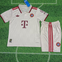 24-25 Bayern Third Kids Soccer Jersey (带袖广告)