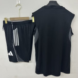 26-27 Frankfurt Black Tank top and shorts suit (背心短裤)