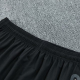 26-27 INT Black Windbreaker Suit (Hoodie)(风衣套装)