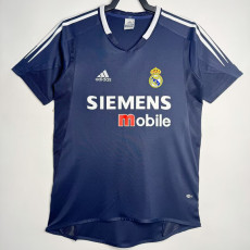 2004/2005 RMA Away Black Retro Soccer Jersey