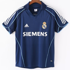 2005/2006 RMA Away Retro Soccer Jersey