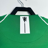 2007/2008 Man Utd Goalkeeper Green Long Sleeve  Retro Soccer Jersey