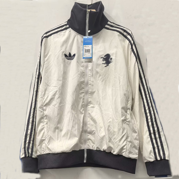 25/26 JUV Beige Embroidery windbreaker