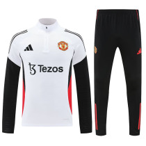 25/26 Man Utd Red  Half Pull Tracksuit胸前广告  (半拉链)