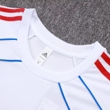 25/26 Bayern  White Retro Training Vest Suit #D25104（蓝色边）