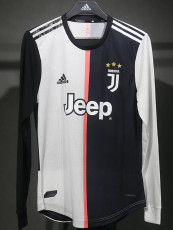 2019/2020 JUV Home Player Version Long Sleeve Retro Soccer Jersey长袖球员