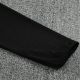 25/26 Man Utd Red  Half Pull Tracksuit胸前广告  (半拉链)