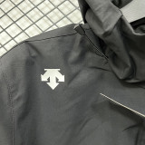 25/26 DESCENTE Black Thin  Assault  Hooded Windbreaker #H002