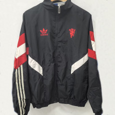 25/26 Man Utd Clover Black  Embroidery Retro windbreaker