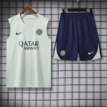 25/26 INT Light Tank top and shorts suit