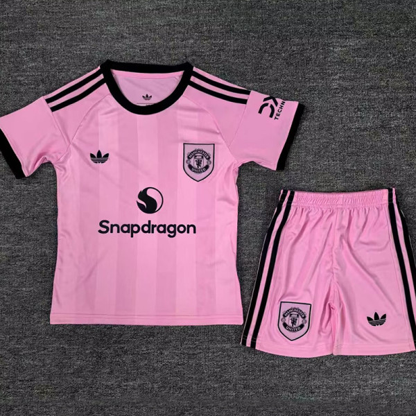 25/26 Man Utd Goalkeeper Pink Kids Soccer Jersey