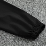25/26 Man Utd Black Hooded Windbreaker Tracksuit