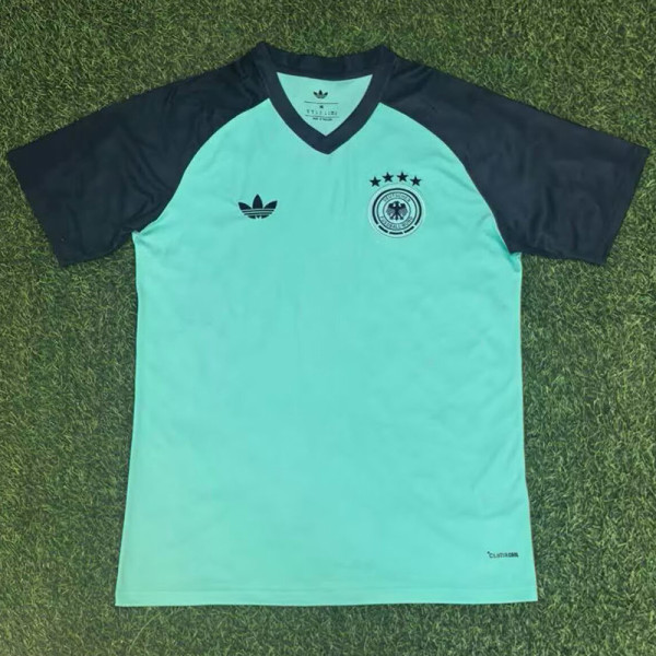 26/27 Germany Goalkeeper Green Fans Soccer Jersey