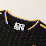 26/27 Man Utd Black Training Shorts Suit