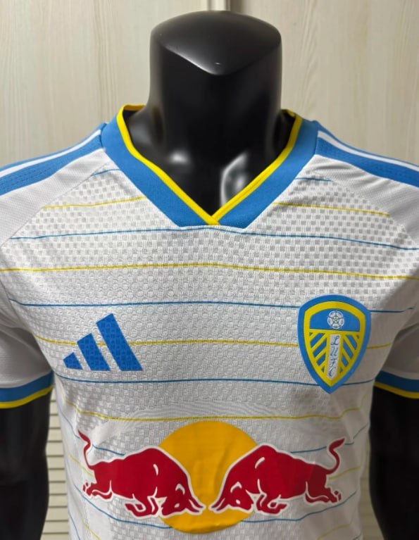 Leeds United Home Player Man Jersey 25/26
