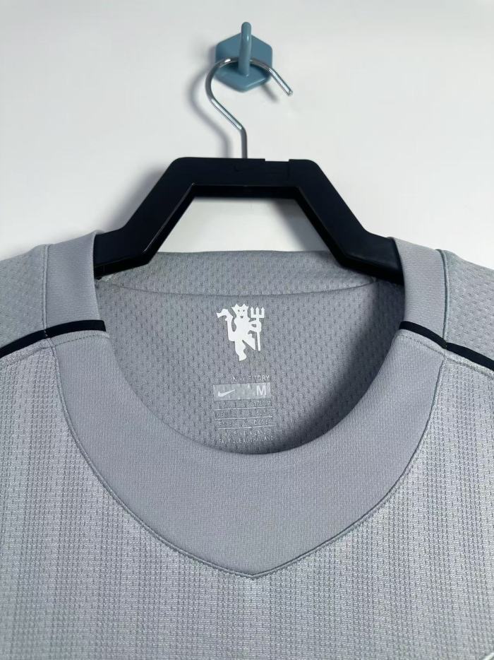 Manchester United Goalkeeper Retro Jersey 07/08