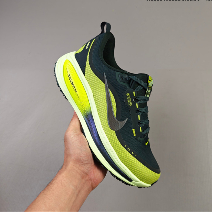 Nike Vomero 18 GTX Men's Road Running Shoes