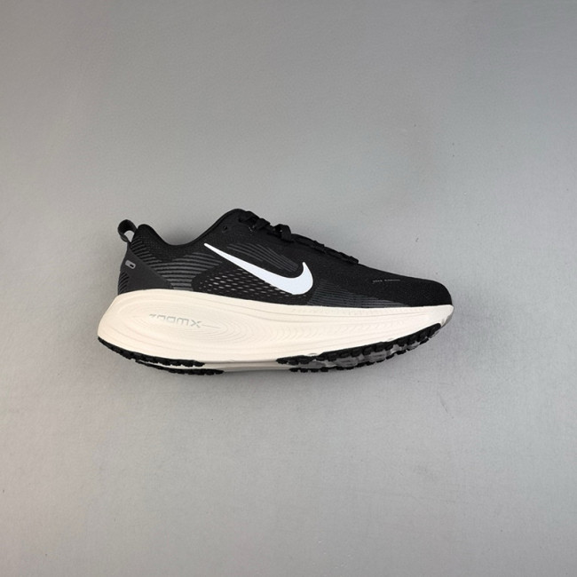 Nike Vomero 18  Men's Road Running Shoes