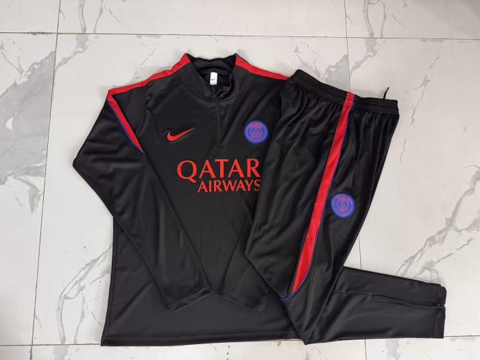 Paris Saint GermainTraining Jersey Suit 26/27
