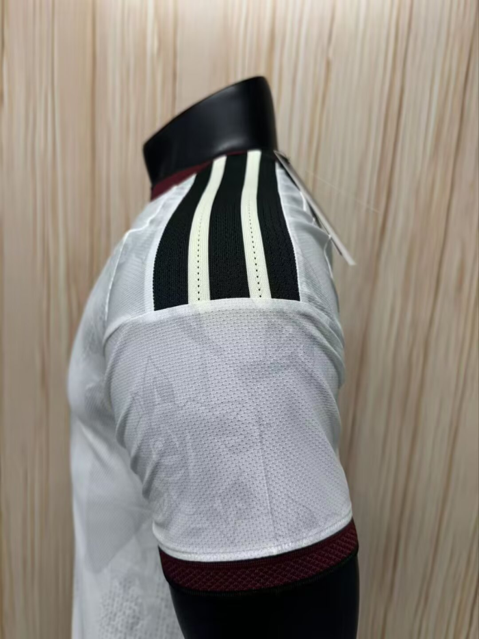 Manchester United Third Player Jersey 26/27