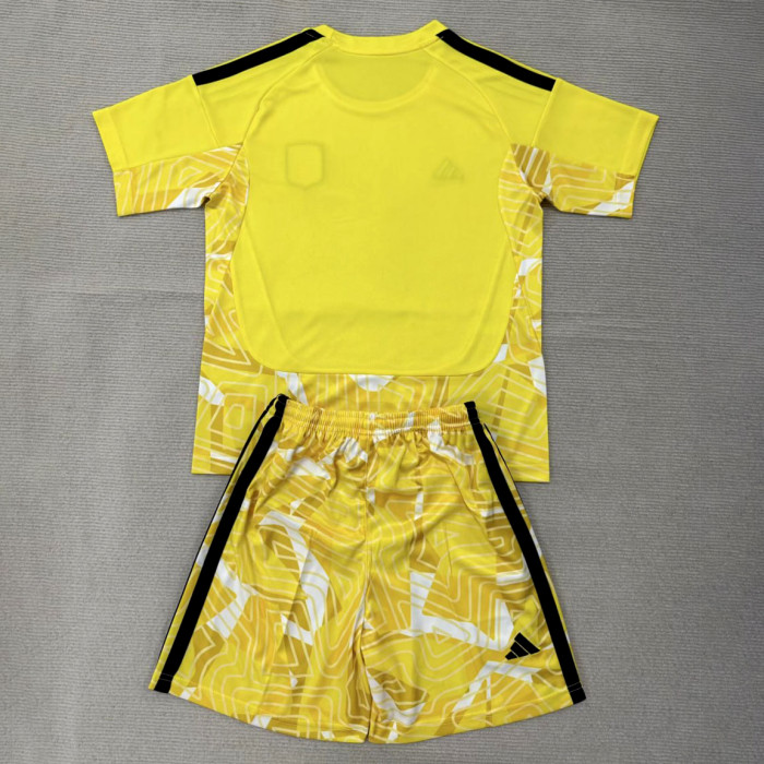 Aston Villa Man Yellow Goalkeeper Men Jersey Suit 26/27