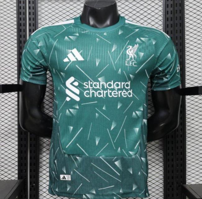 Liverpool Home Goalkeeper Man Player Jersey 26/27