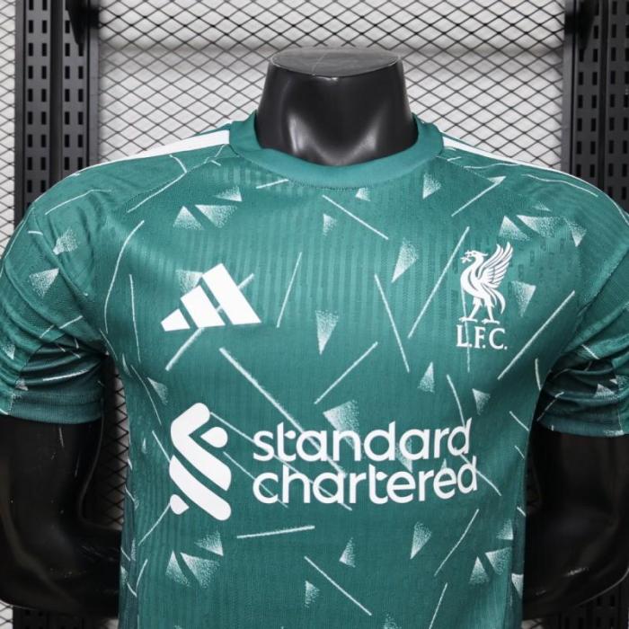 Liverpool Home Goalkeeper Man Player Jersey 26/27