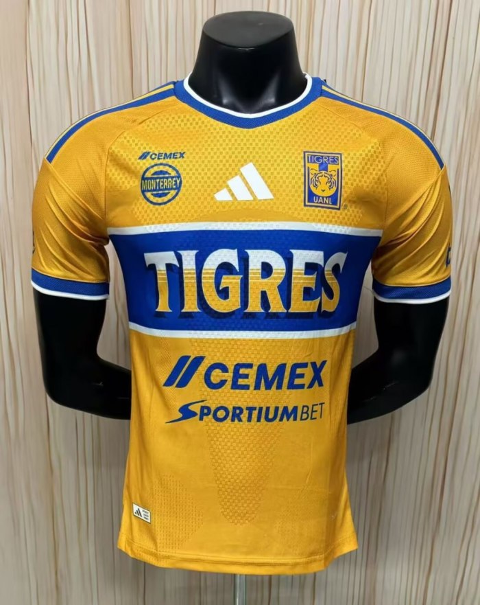 Tigres UANL Home Player Man Jersey 26/27