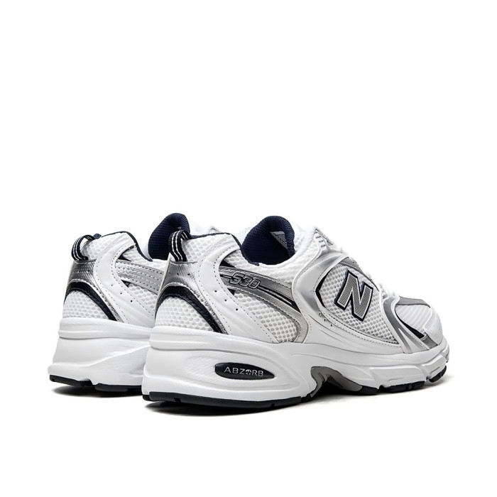 New Balance 530 Black/White sneakers