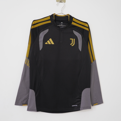Juventus Player Version Quarter-Zip Training Top 2026
