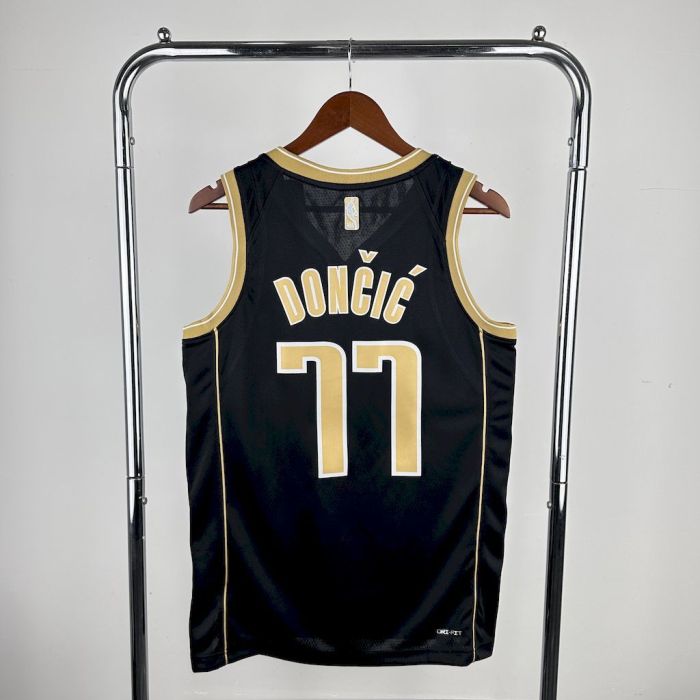 Luka Dončić Dallas Mavericks Select Series 2024/25 Swingman Jersey Black