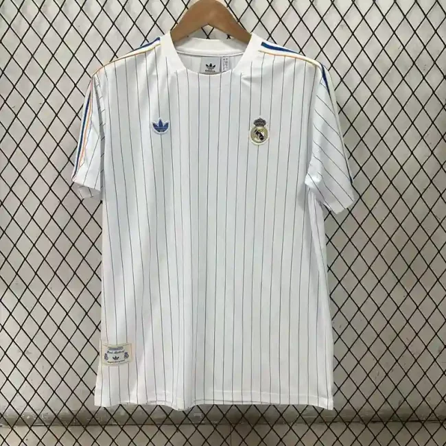 Real Madrid 25/26 White Retro Version Jersey - Fan Version