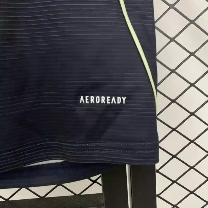 Real Madrid 25/26 Away Jersey - Fan Version