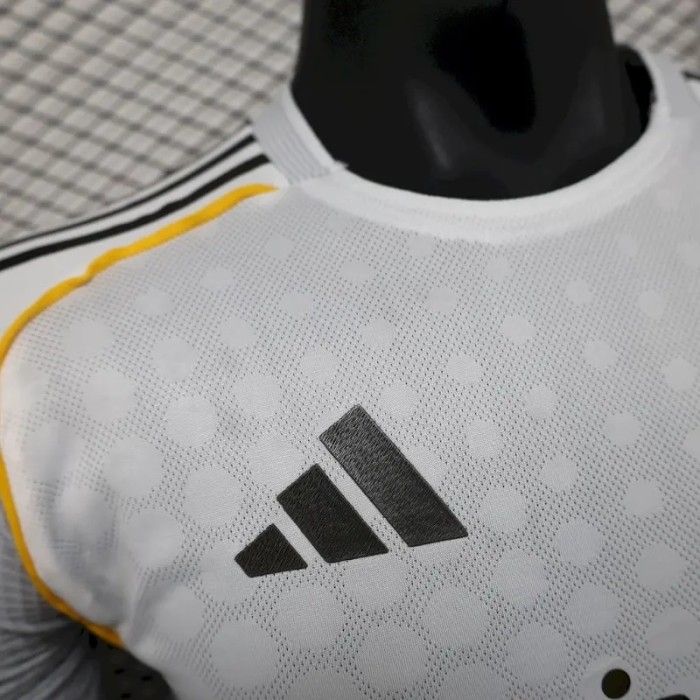 Real Madrid 25/26 Home Jersey - Player Version