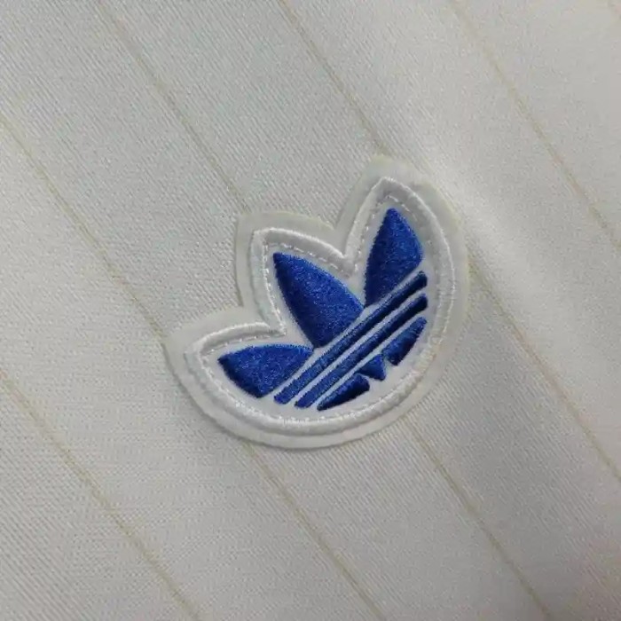 Real Madrid 25/26 White Retro Jersey - Fan Version
