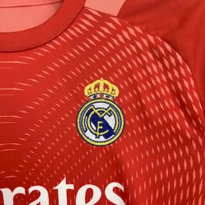 Real Madrid 25/26 Red Goalkeeper Soccer Jersey- Kids Kit