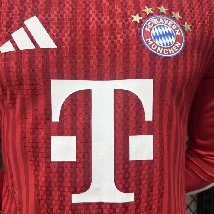 Long Sleeves Bayern Munich 26/27 Home Soccer Jersey - Player Version