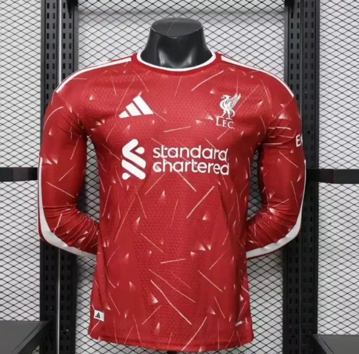 Long Sleeves Liverpool 26/27 Home Soccer Jersey -  Player Version