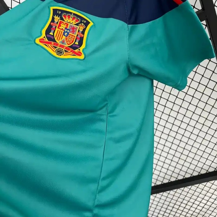 Spain 2010 Goalkeeper Retro Soccer Jersey - Fan Version
