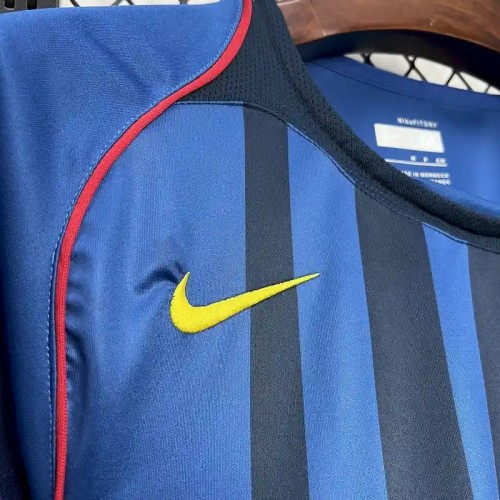 Barcelona 2004-05 Away Retro Soccer Jersey- Fan Version