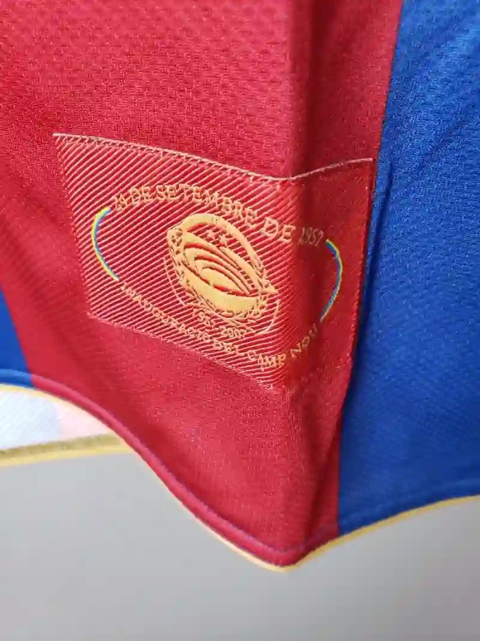 Long Sleeves Barcelona 2007-08 Home Retro Soccer Jersey- Fan Version
