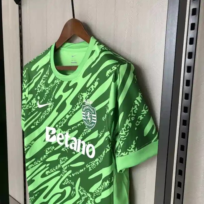 Sporting Lisbon 26/27 Goalkeeper Soccer Jersey - Fan Version