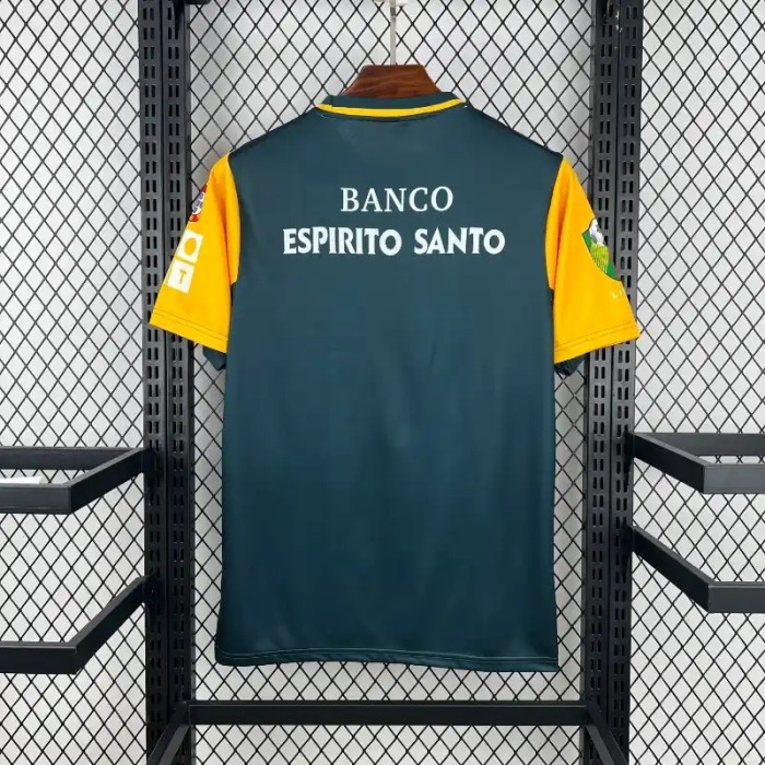 Sporting Lisbon 2002-03 Away Retro Soccer Jersey - Fan Version