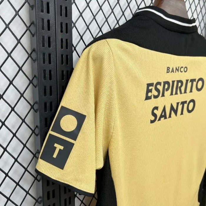 Sporting Lisbon 2003-04 Away Retro Soccer Jersey - Fan Version